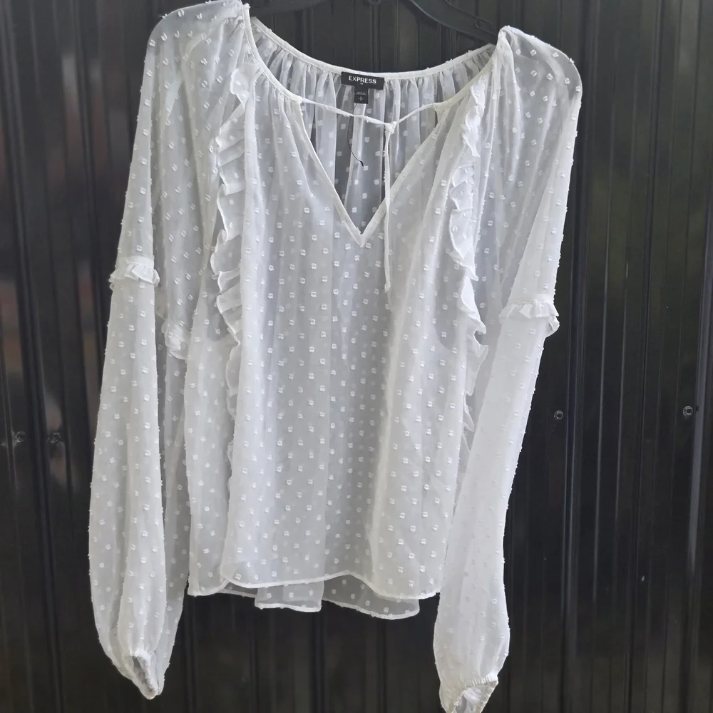 Express White Puff Sleeve Ruffled Blouse